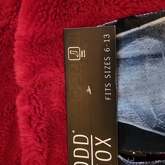 Socks - Picture 2 of 4